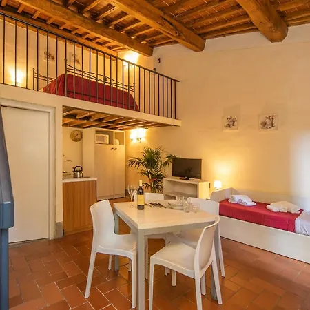 Norcenni Aparthotel 2*
