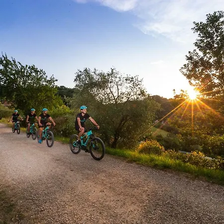 Апарт-отель Norcenni